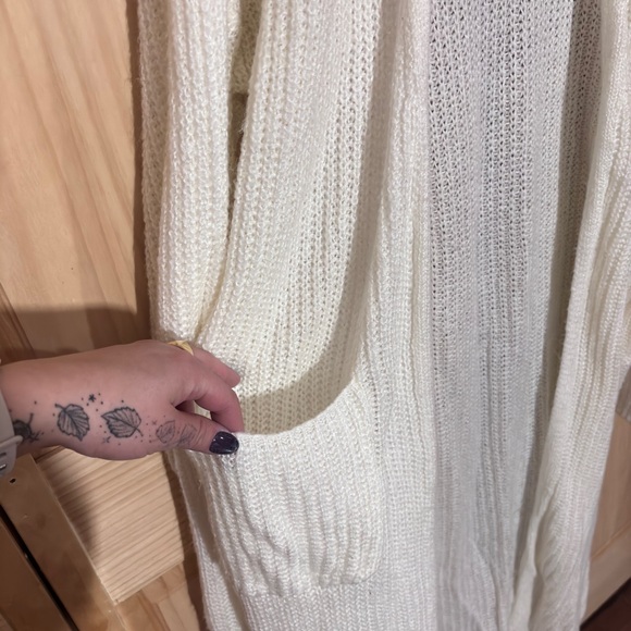 Long Cardigan - Picture 3 of 7